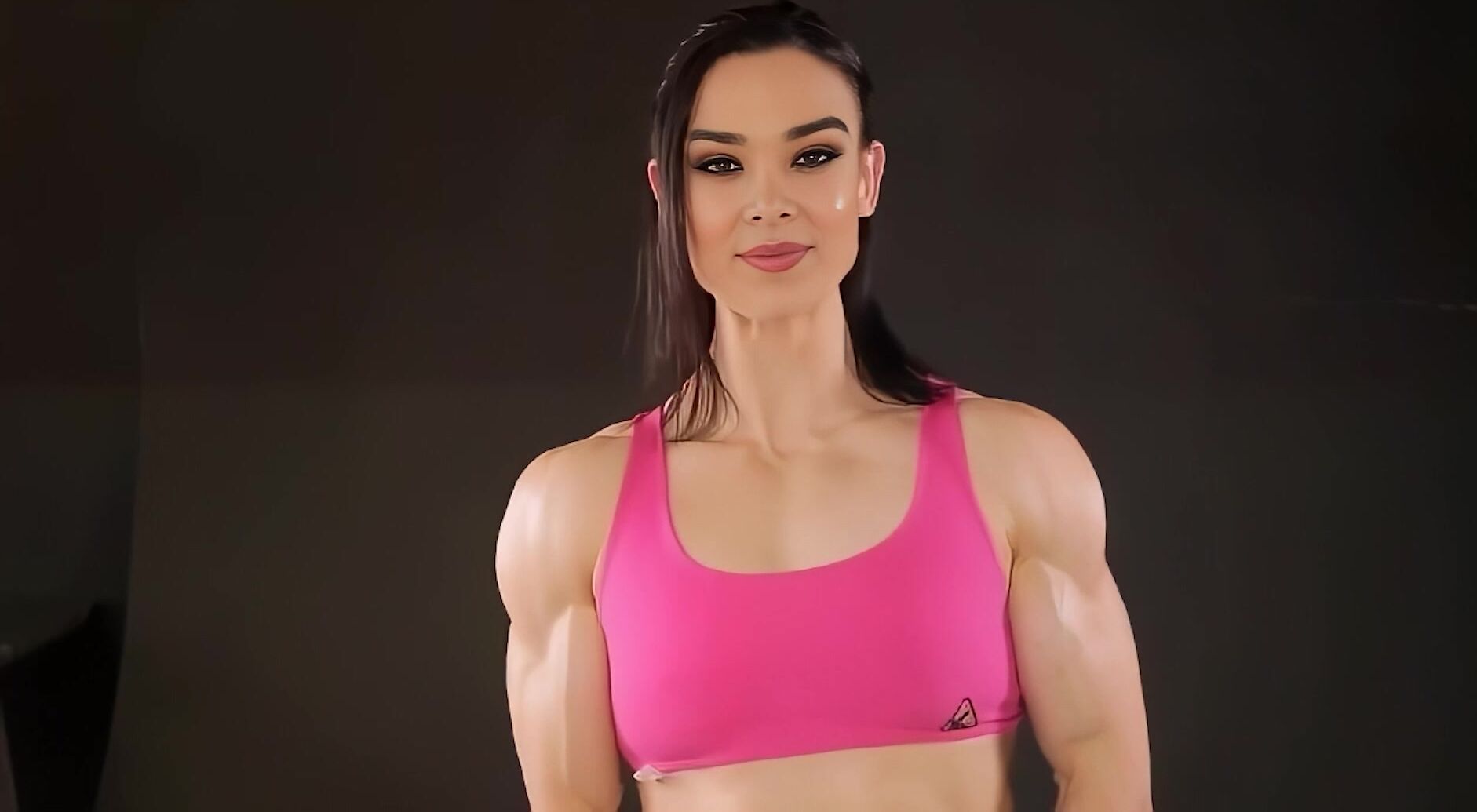 FAKE Hailee Steinfeld muscular. 60fps cust requested