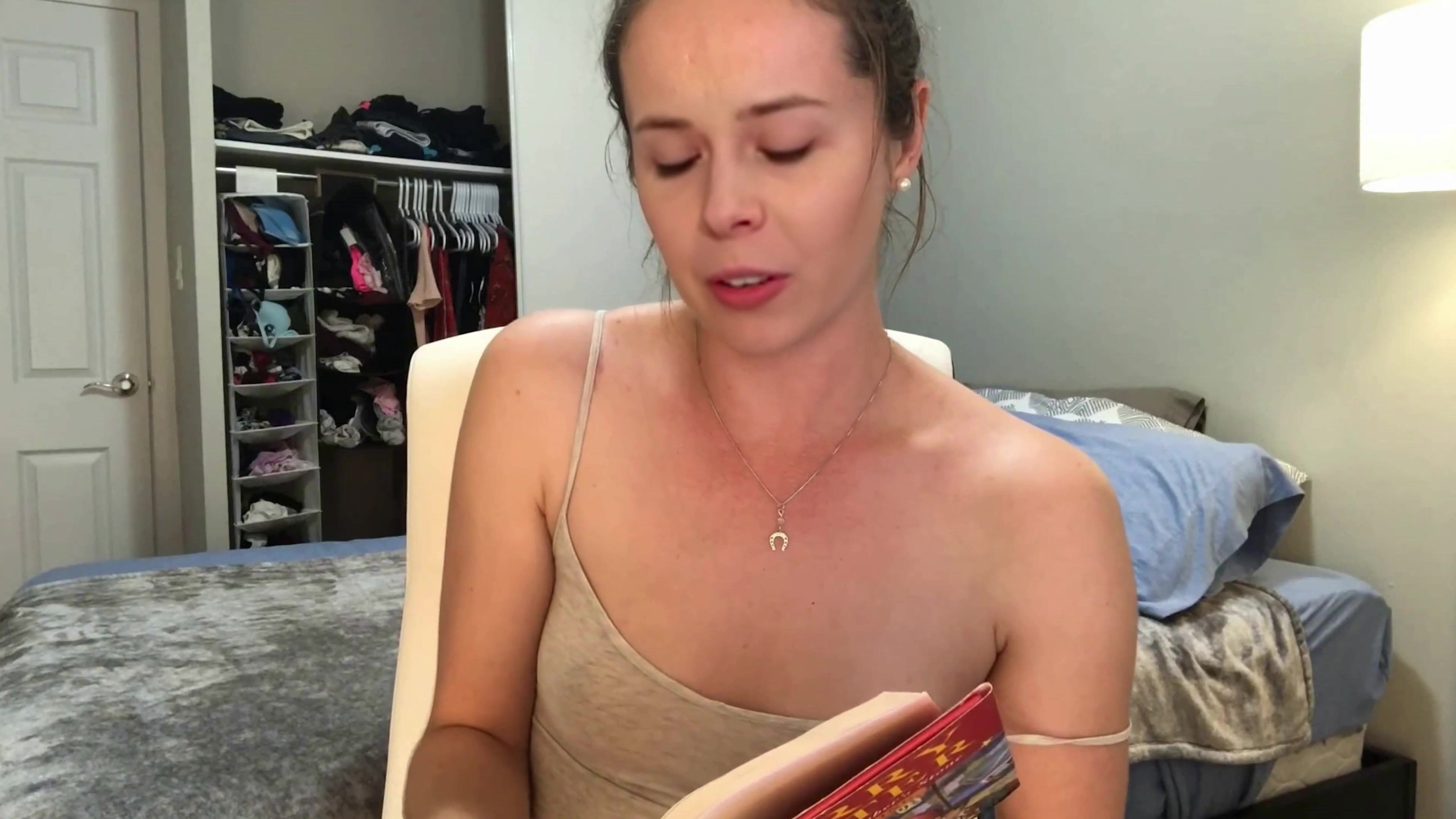 Jenny Nicholson Hysterically Reads Harry Potter (masturbation)