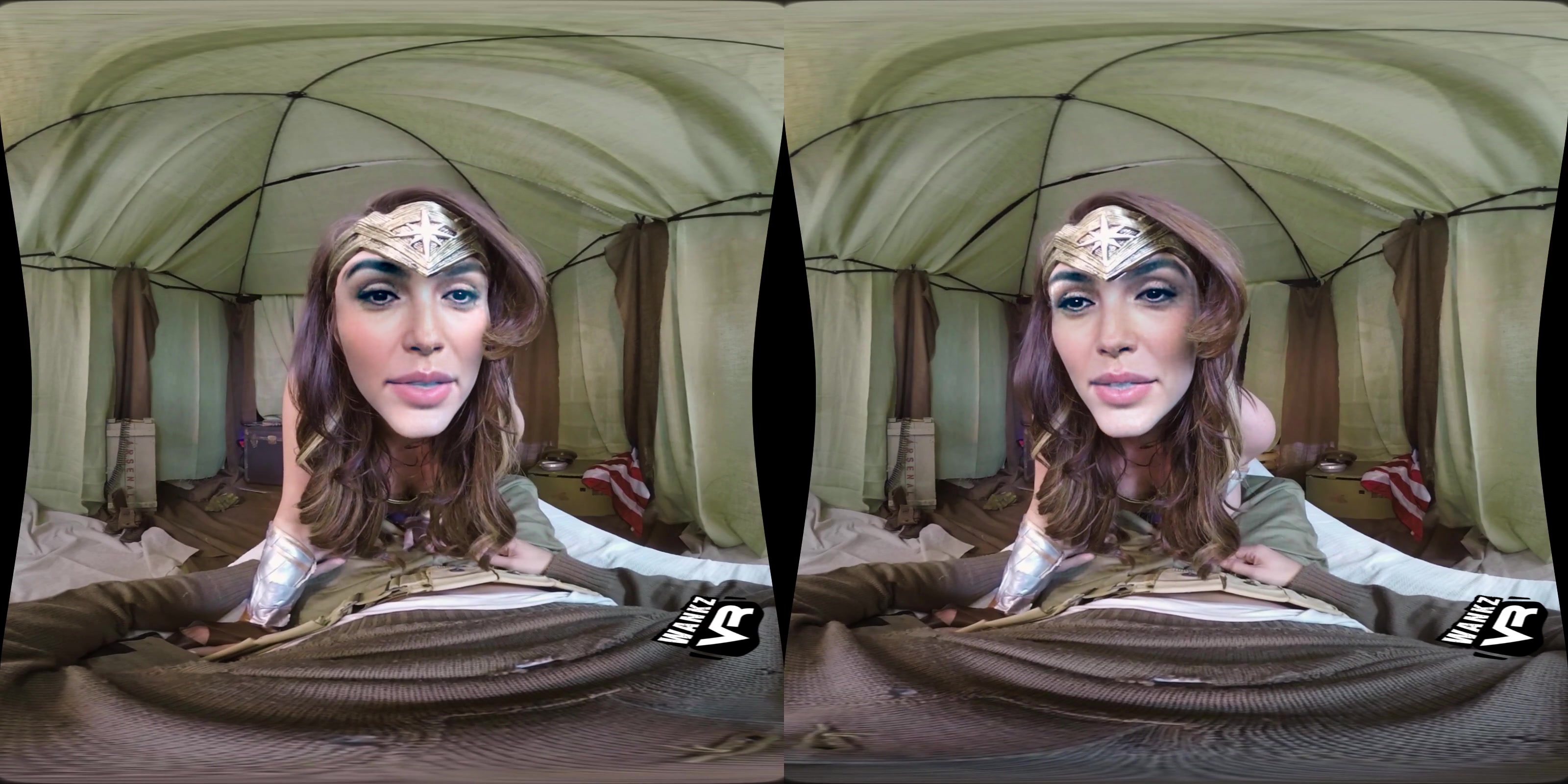 Gal Gadot as WonderWoman - VR